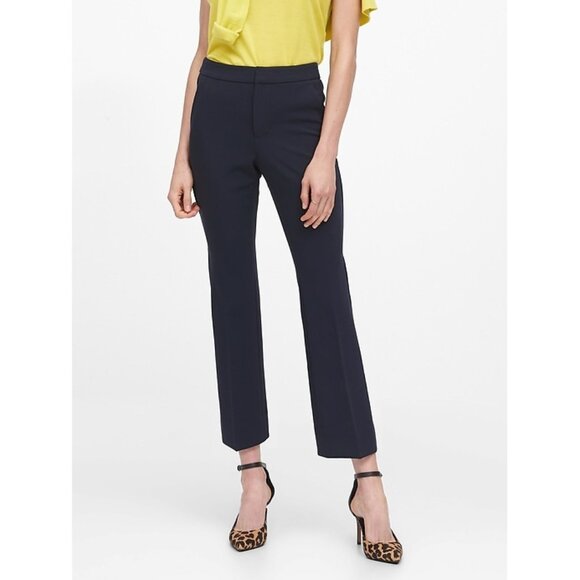 NWT Womens Size 6  6x24 1/2 Banana Republic Navy High Rise Crop Flare Pant NEW - Picture 1 of 3